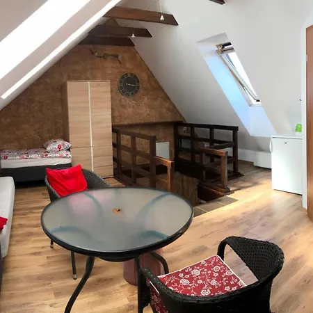 Pokoje Goscinne U Basi Wilkasy Esterno foto